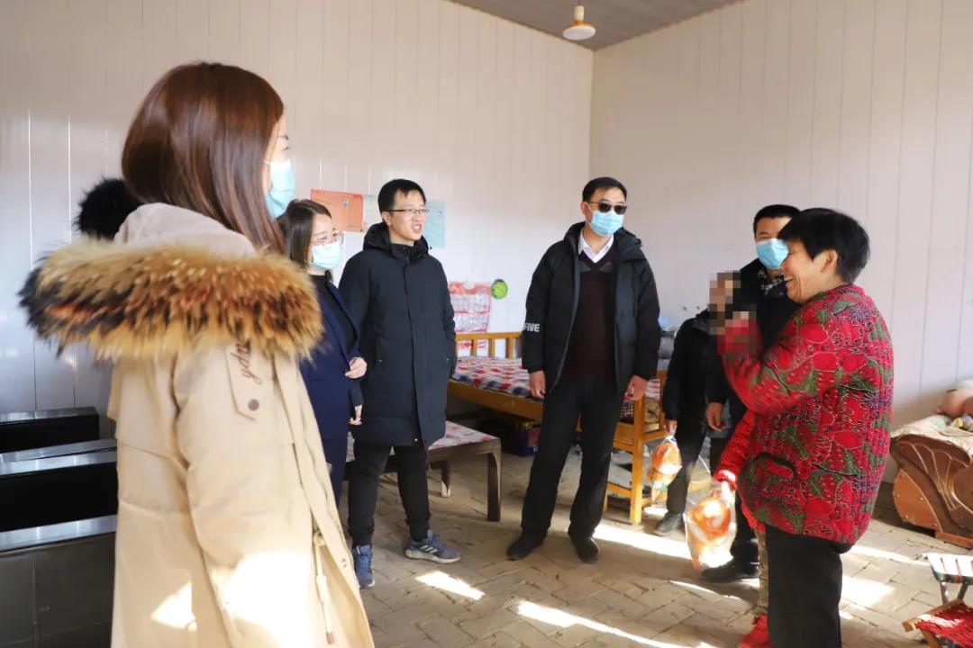 一處小屋 無限希望—團(tuán)區(qū)委攜手長田實(shí)業(yè)到捐建“希望小屋”走訪慰問