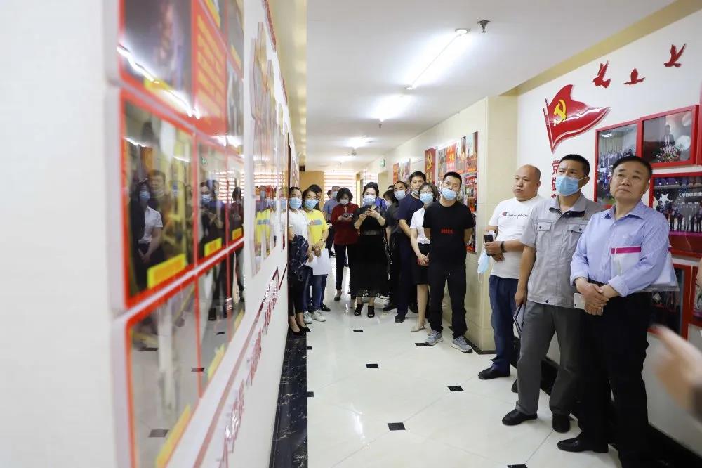 黨建聯盟聚合力 同心互聯促發(fā)展 ——濟北開發(fā)區(qū)服務類黨建聯盟企業(yè)見面會在長田實業(yè)舉行