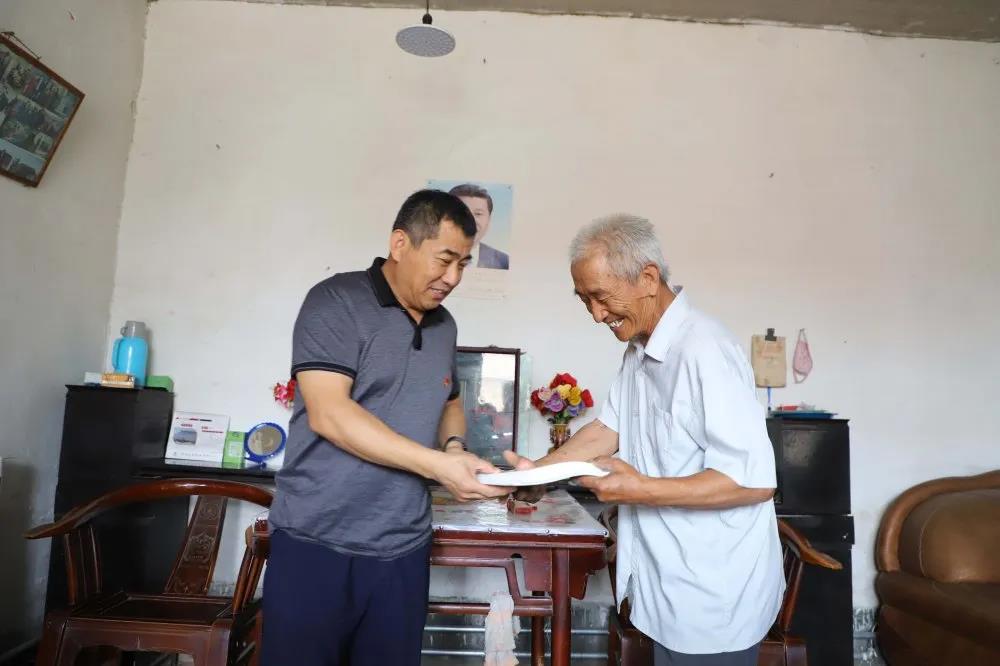 錘煉黨性踐初心 獻(xiàn)禮建黨99周年 —長田實業(yè)黨支部開展系列慶?；顒?/></p><p style=