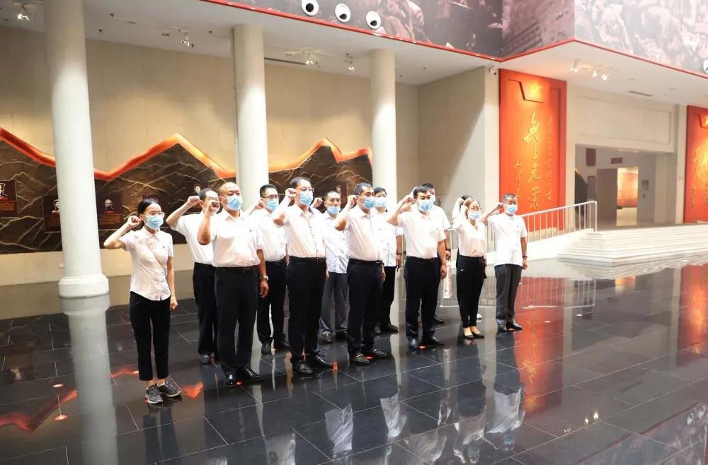 錘煉黨性踐初心 獻(xiàn)禮建黨99周年 —長田實業(yè)黨支部開展系列慶?；顒?/></p><p style=