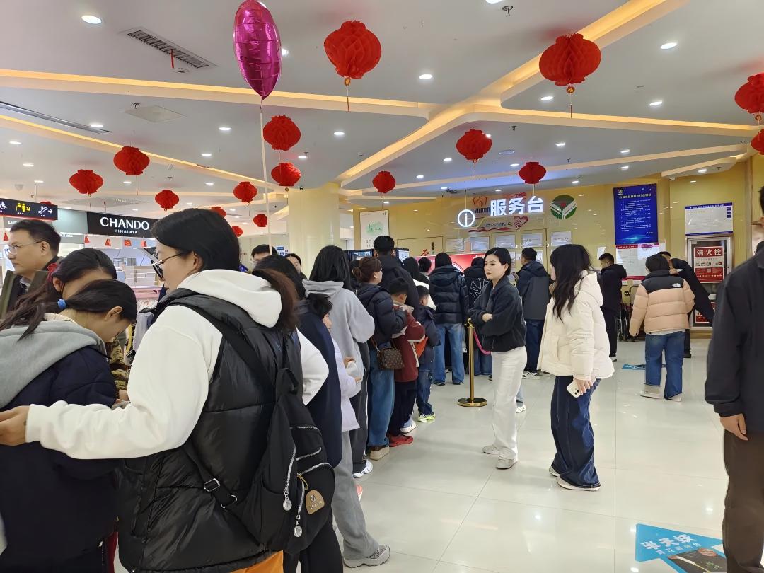 【長(zhǎng)田動(dòng)態(tài)】在長(zhǎng)田·人潮涌動(dòng)過大年